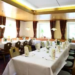 Szálloda Dorfgasthof Staberhof 3*