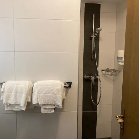 Hotell Dorfgasthof Staberhof