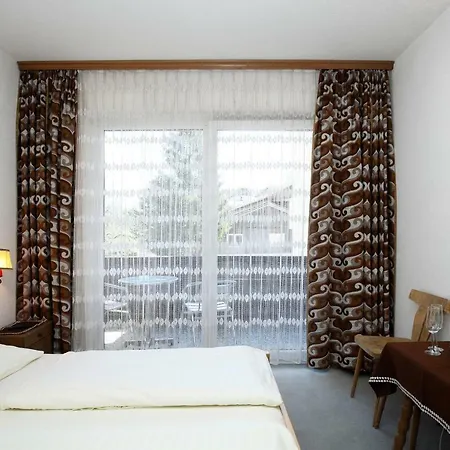 Dorfgasthof Staberhof Hotell