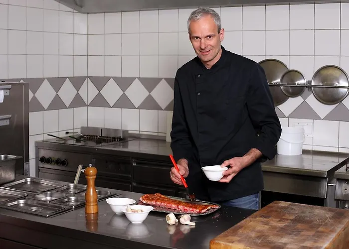 מלון Dorfgasthof Staberhof Kellerberg